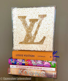 Guilty Pleasure I (30x30cm)